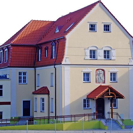 Hotelik Hermes Pieniezno Esterno foto