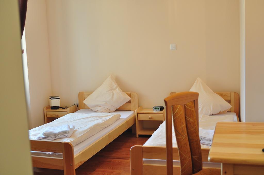 Hotelik Hermes Pieniezno Camera foto