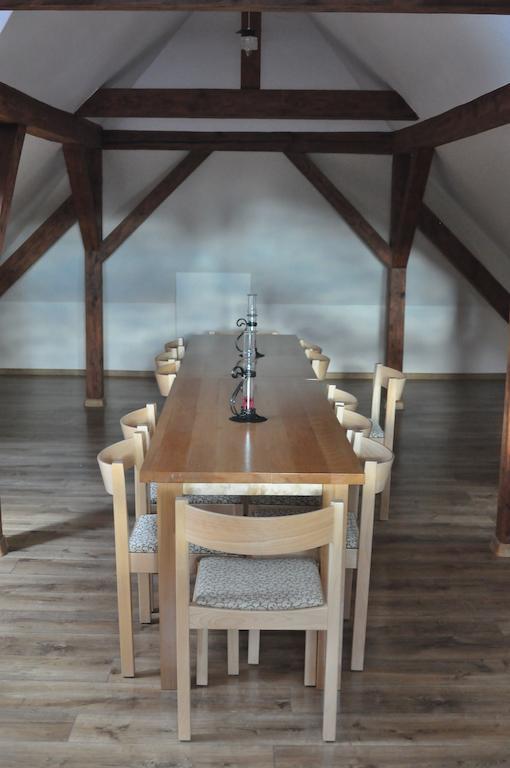 Hotelik Hermes Pieniezno Esterno foto