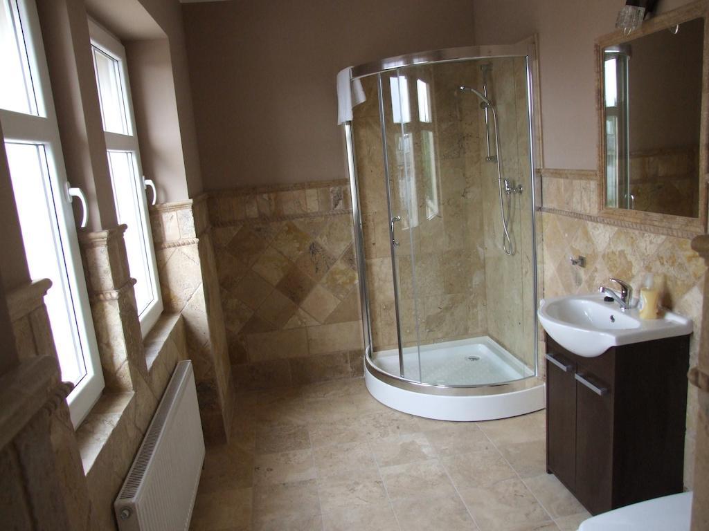 Hotelik Hermes Pieniezno Camera foto